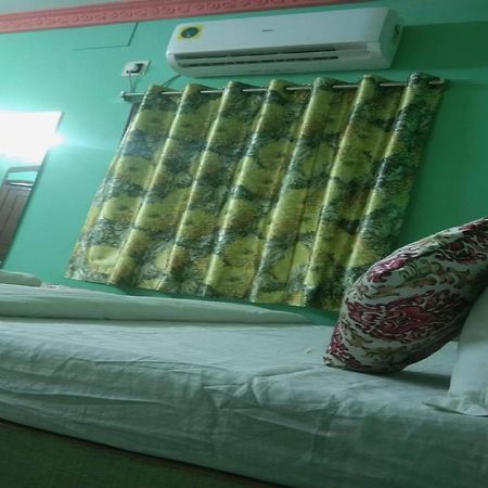 Hotel O Palace Inn Near Acropolis Mall Jādabpur Eksteriør bilde